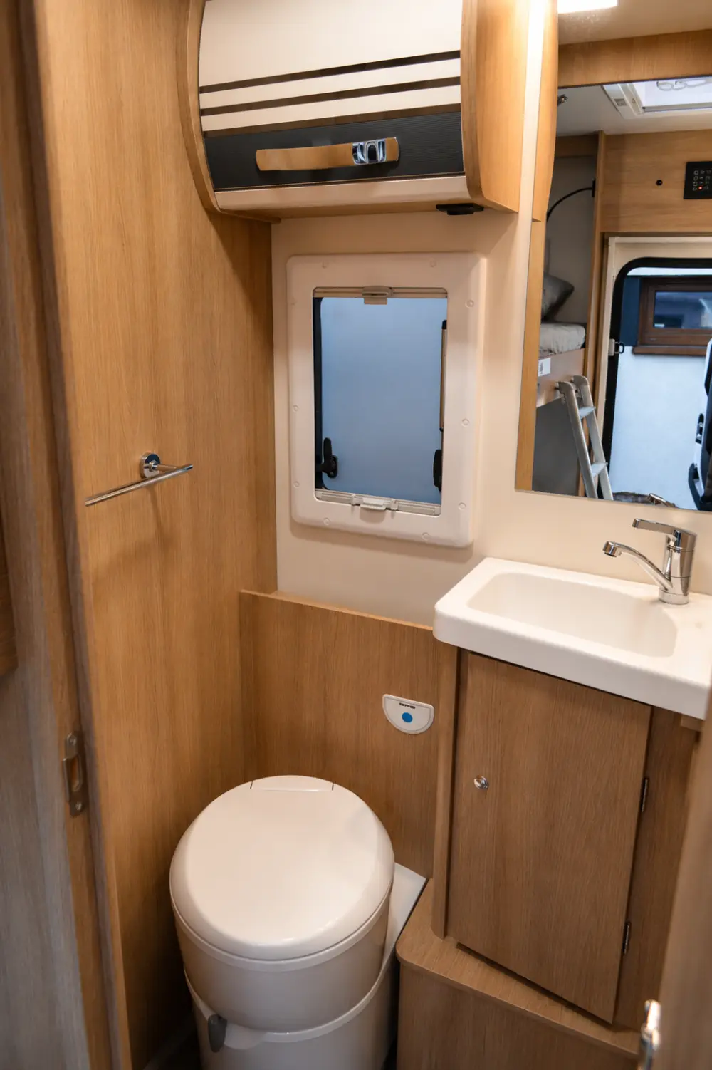 CI International Horon 74 XT