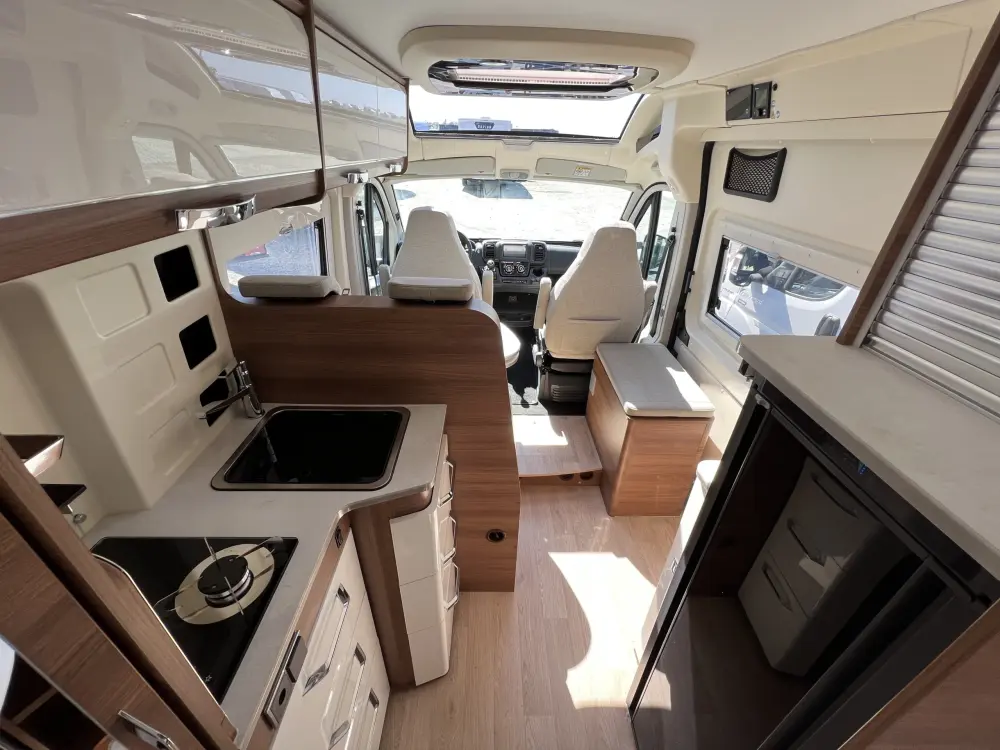 Rapido V63 Select