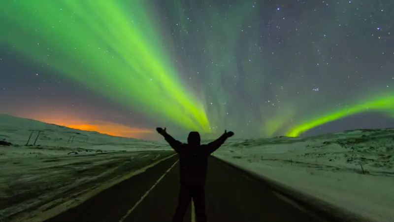 ICELAND ELEMENTS. PIĘĆ ŻYWIOŁÓW ZIMOWEJ ISLANDII — zdjęcie 1