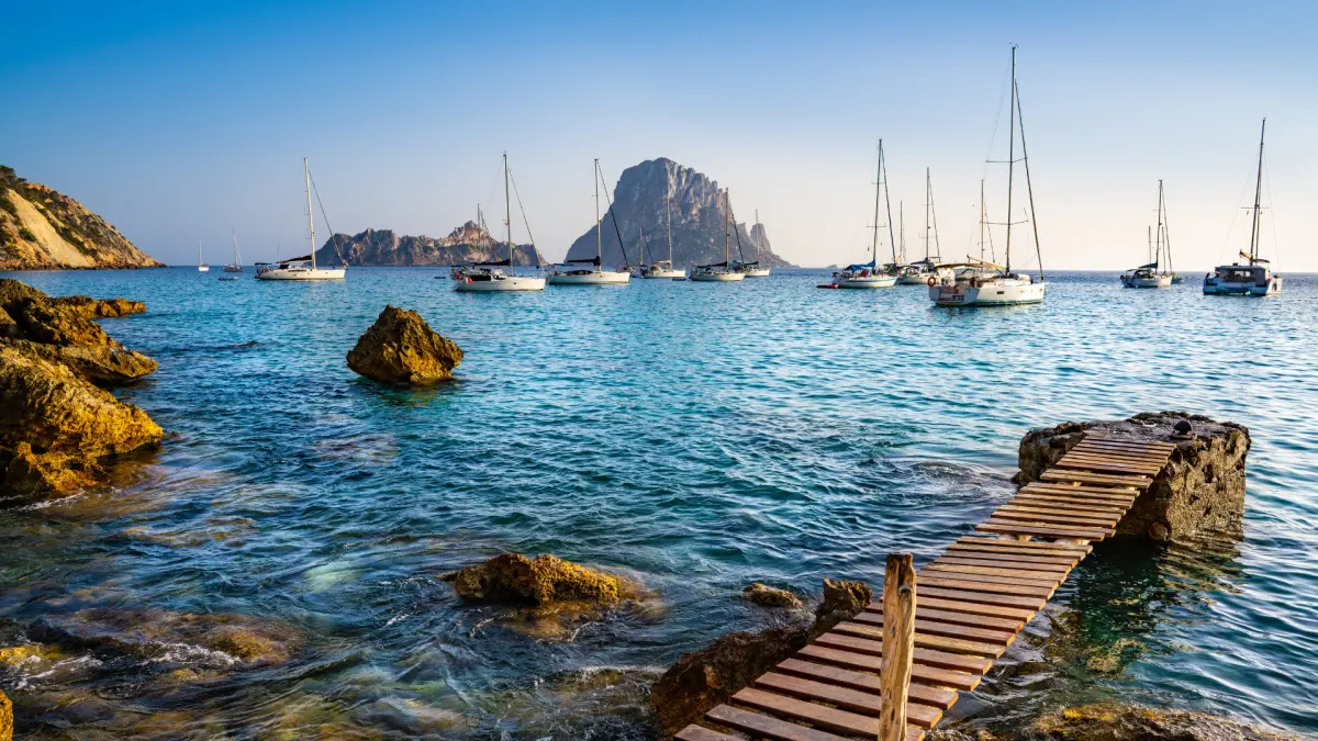 ES VEDRÀ ORAZ FORMENTERA
